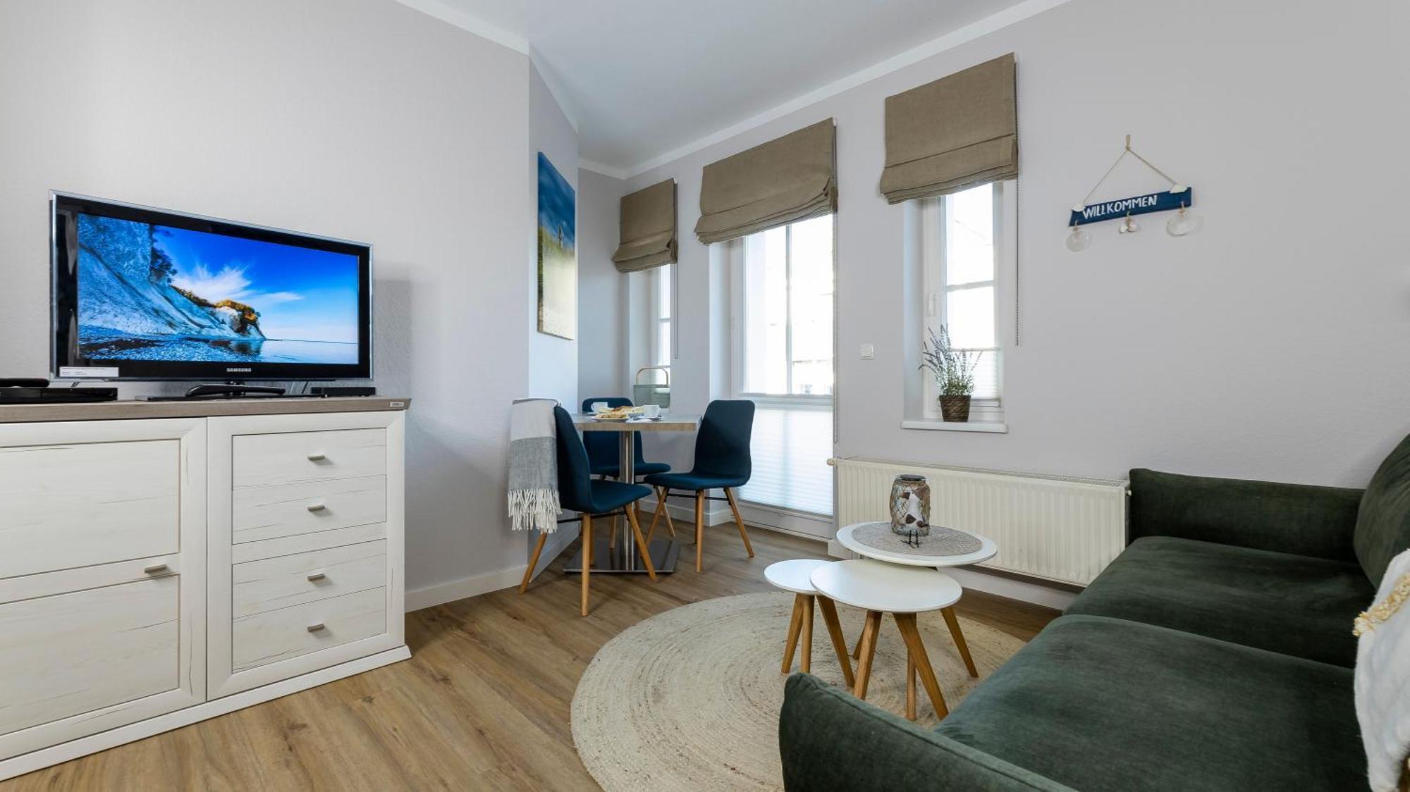 Haus Seeblick Mit 9 Wohnungen Alt Reddevitz Eksteriør billede