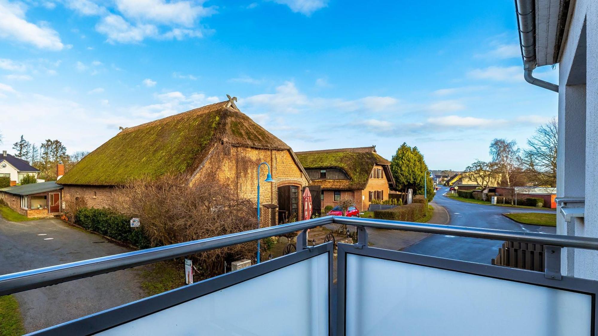 Haus Seeblick Mit 9 Wohnungen Alt Reddevitz Eksteriør billede